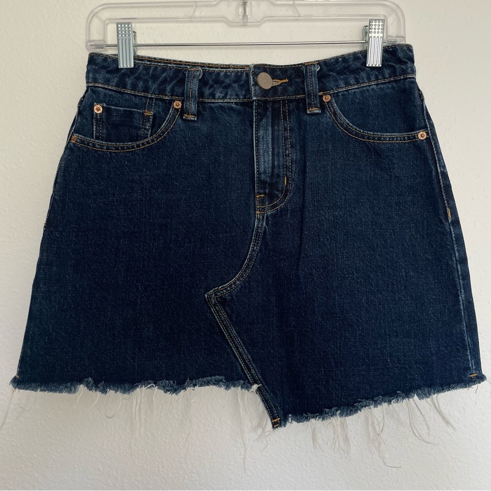 BDG Dark Wash Denim Mini Classic Skirt SMALL